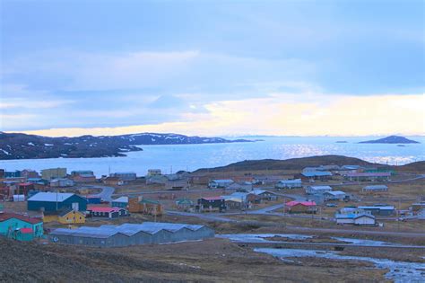 how do you say iqaluit.